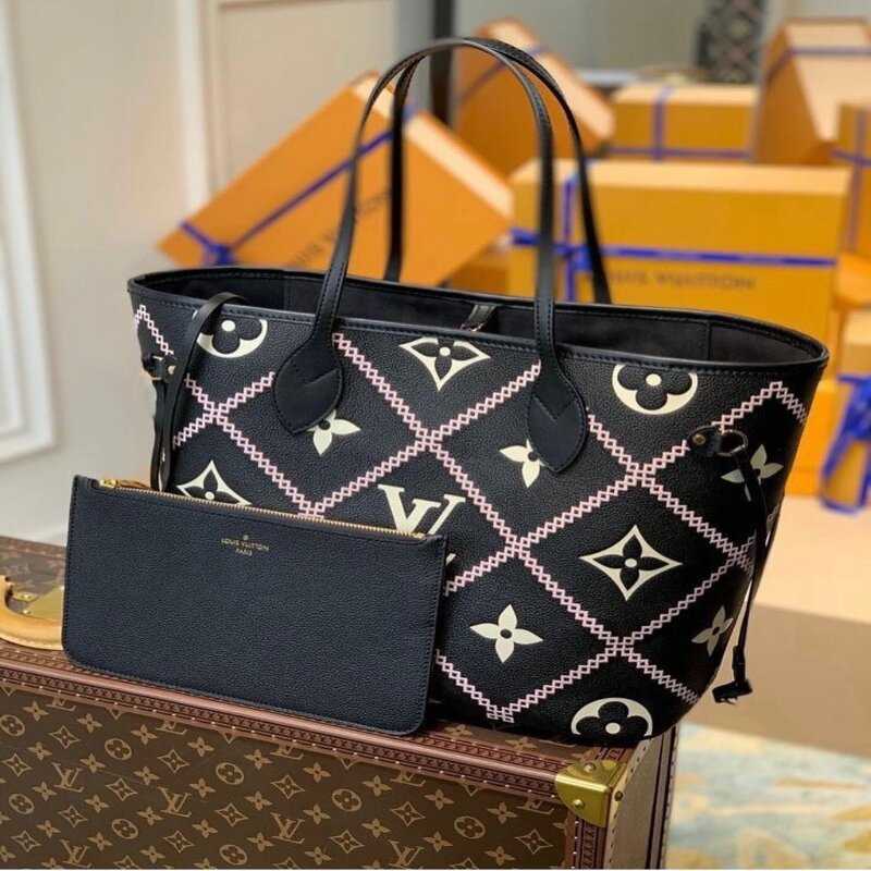 Bolsa Louis Vuitton Preta
