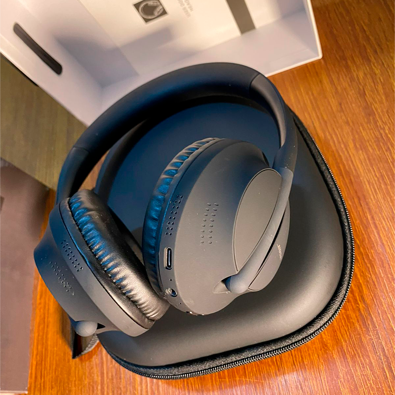 Fones Bose 700 2º qualid..