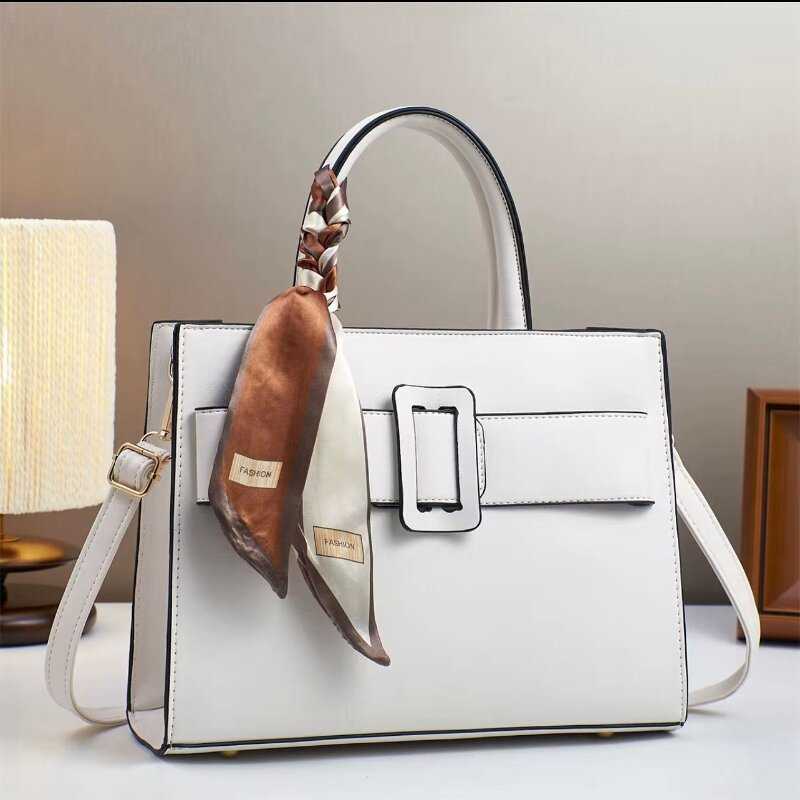 Bolsa  com Lenço