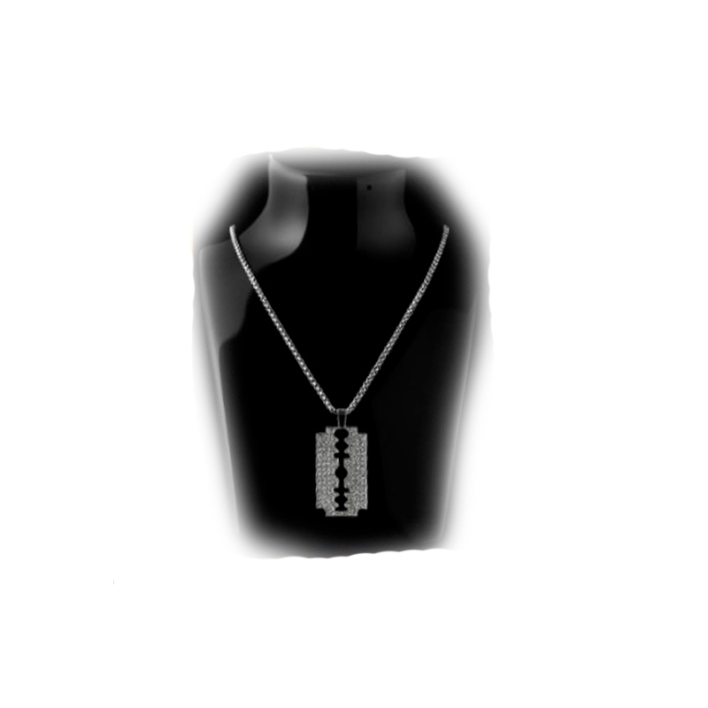 Colar e pingente em forma